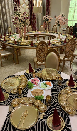 Restaurant inside showcase 1